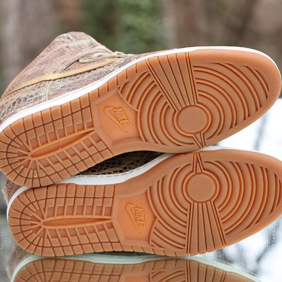 Nike Dunk Sky Hi Year of the Snake QS - Picture 16 of 16